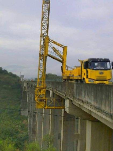 橋梁檢測(cè)車(chē)租賃